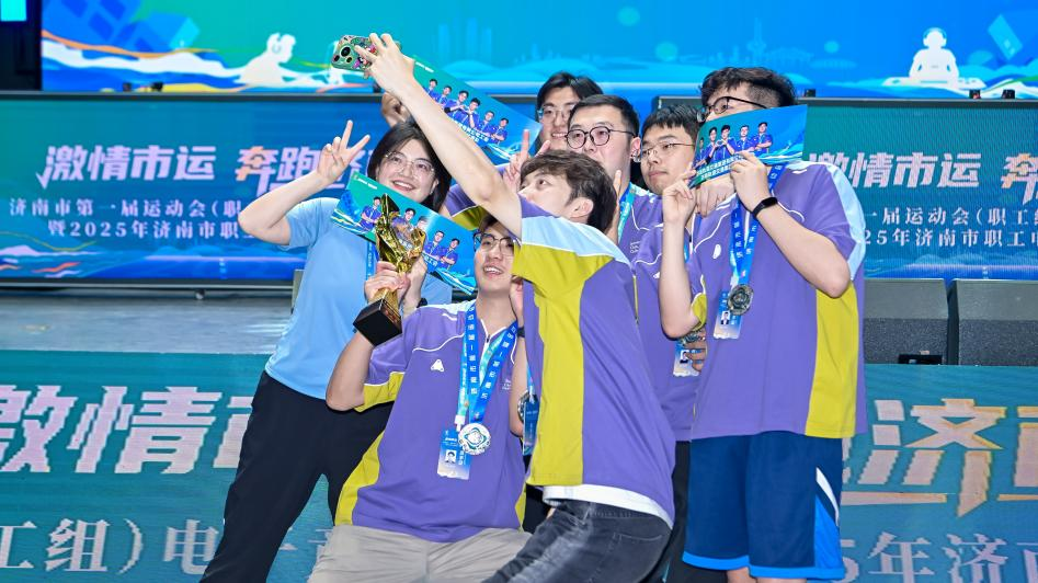 打成反击三 打成反击三